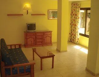 Apartamentos Regina Park Playa d'en Bossa