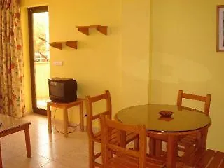 Apartamentos Regina Park Playa d'en Bossa Apartment